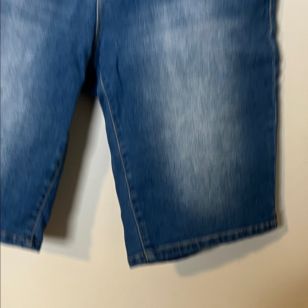 women’s stretchy Dark Blue Faded Denim Jean Shorts - Picture 3 of 8